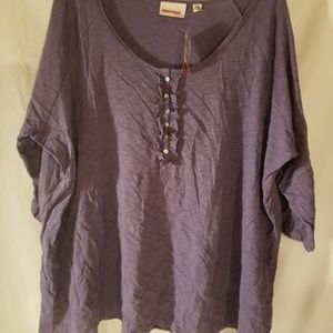 Avenue Womans Light Purple Colored TOP NEW